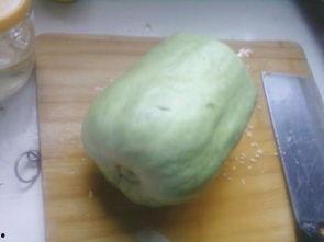 黄金瓜掉瓜怎么吃,黄金瓜掉瓜的创意食用攻略