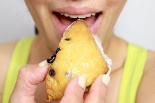 长痘吃瓜,痘痘困扰？揭秘长痘吃瓜的神奇功效